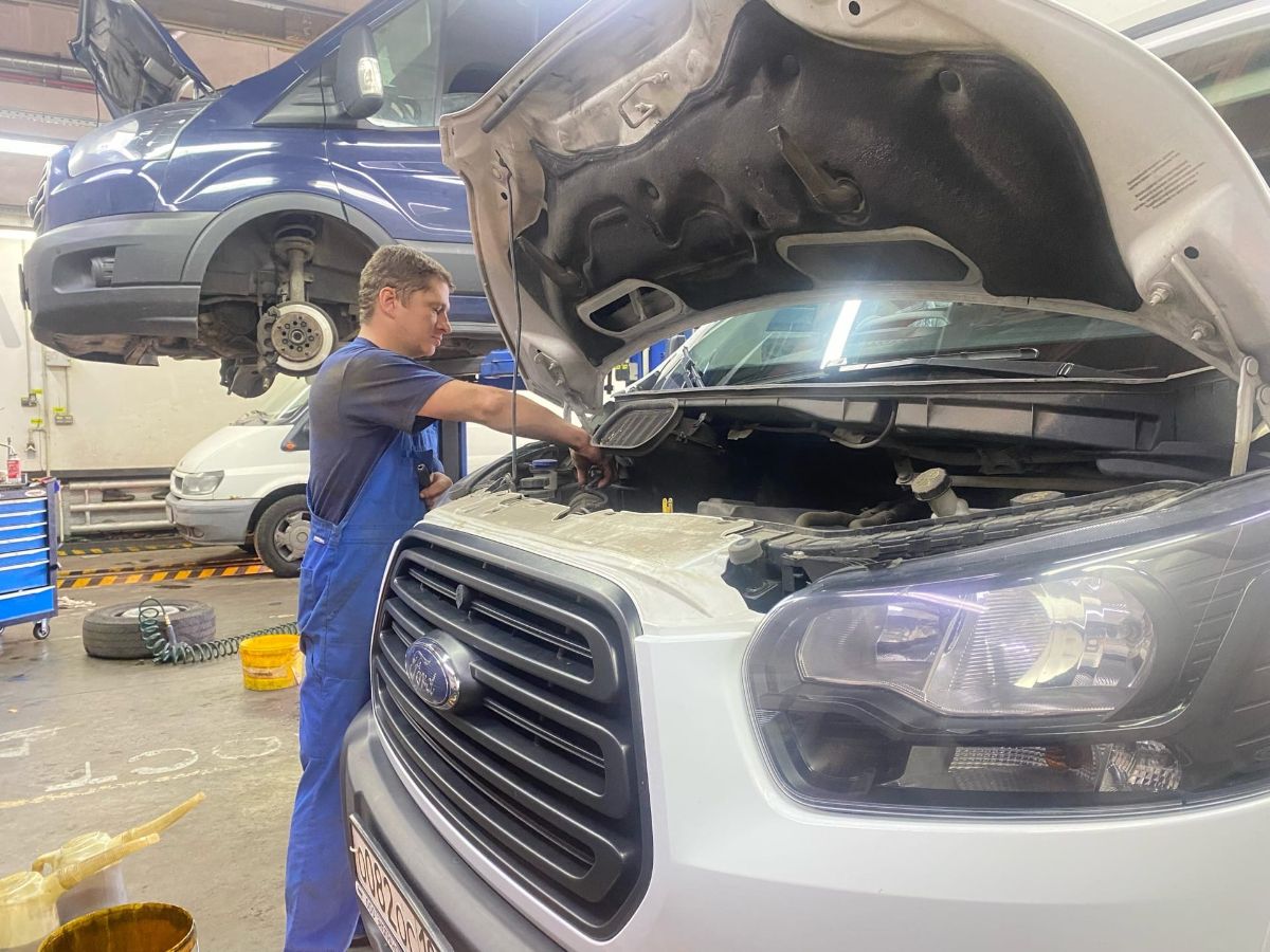 Полный спектр услуг по ремонту Форд Транзит.