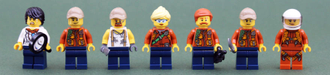 В Комплекте LEGO # 60162 “Jungle Air Drop Helicopter” имеются семь оригинальных Минифигурок