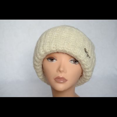 Женская шапка с отворотом Vizio Италия 202 CR белая