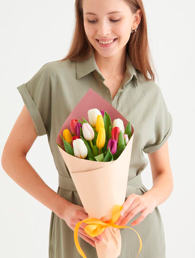 Букет из 15 тюльпанов: микс