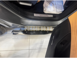 Пороги труба с проступью Папа Тюнинг d76 для JAECOO J8 2024-