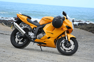 Мотоцикл спортивный Hyosung GT250RC
