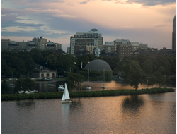 Купить греющую картину с фото яхта в городе
