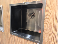 Мойка из нержавеющей стали подстольного монтажа 44х44 PREMIUM HONEY ЧЕРНАЯ Amalet *