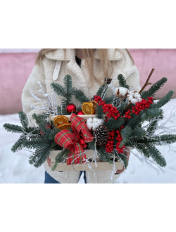 Композиция в ящике