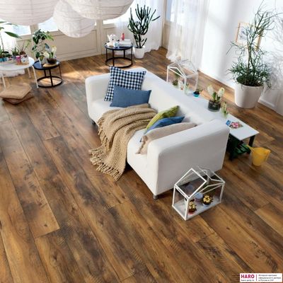 Ламинат Haro Tritty 100 Gran Via Дуб Альтхольц 526712 32 класс толщина 8 мм с фаской 2.68 м2