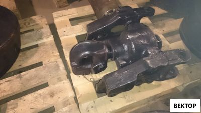 Устройство тягово-сцепное (гидрокрюк) Т-150К 151.58.001-6