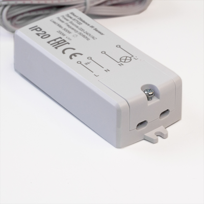 Инфракрасный бесконтактный  выключатель 220V SR-8001A "взмах руки" TL32 (220-240V, 500W, 5A)