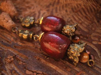 Бохо-серьги "Вино из шиповника" с тигровым глазом и дисками гитарных струн