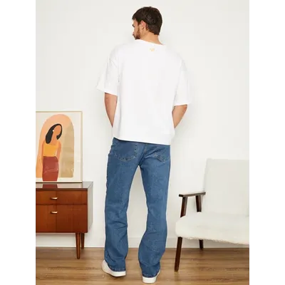 МУЖСКАЯ ФУТБОЛКА БЕЛЫЙ "ЦВЕТОЧНЫЕ КЕДЫ"