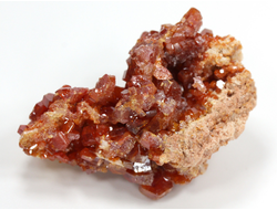 Ванадинит, кристаллы на породе, Марокко (41*30*25 мм, 34 г) №35884