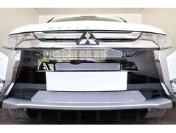 Защита радиатора Mitsubishi Outlander III 2015-2018 (3 части) chrome с парктроником PREMIUM
