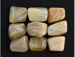 Лунный камень, галтовка в ассортименте