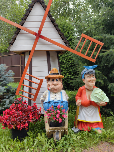 Дачница с капустой 85*50 см   7кг   полистоун Россия 6949/012095*