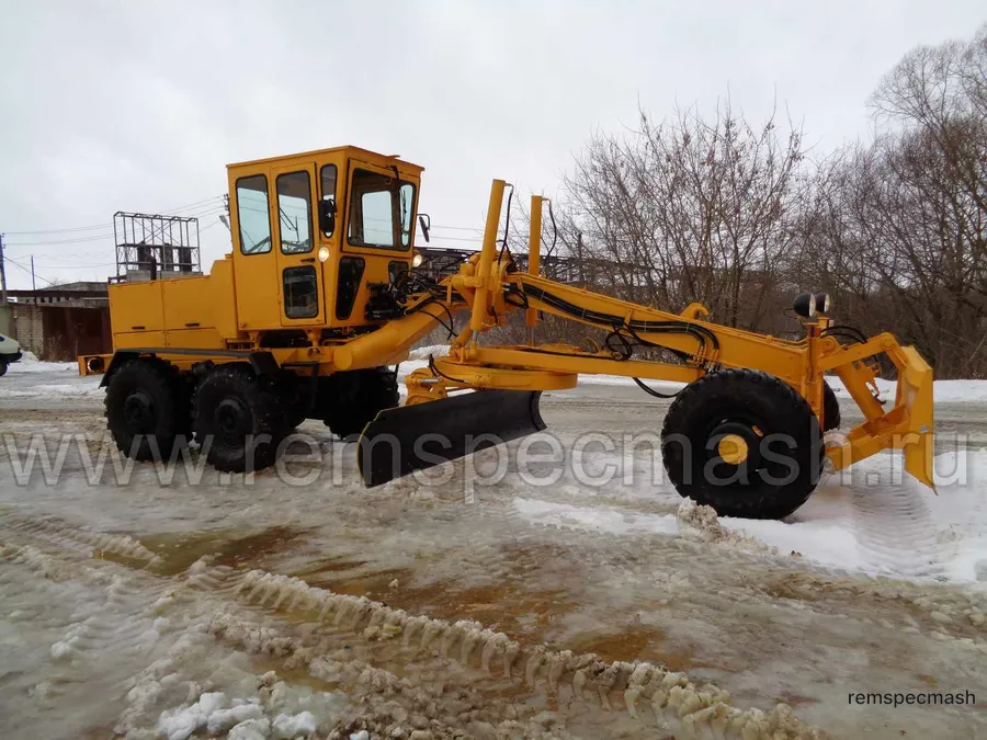 Автогрейдер ДЗ-122 после полного капремонта