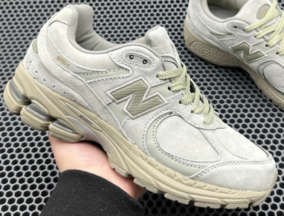 New Balance 2002 R Protection Pack Smoke Grey