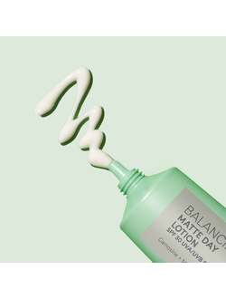 ARTISTRY SKIN NUTRITION™ Матирующий лосьон для лица c солнцезащитным фильтром SPF 30 UVA/UVB PA++++