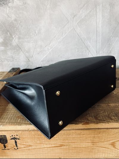 Женская черная форматная сумка из натуральной кожи «сафьяно», Vera Pelle  Арт.021501