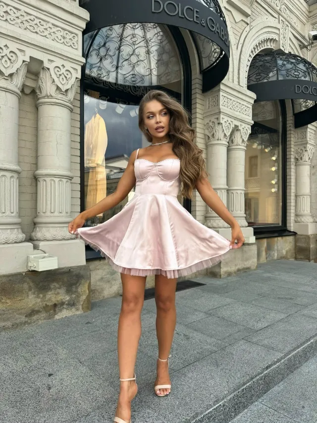 Приглашаем красоток 18+ 