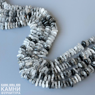 Кварц с турмалином шерл чипсы фри-форм 10-18х3-5 мм, цена за нить 20 см