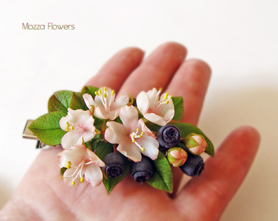 Заколка "Яблочно-черничная душа".