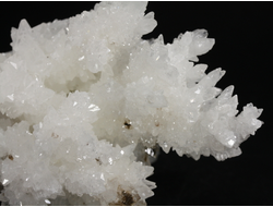 Арагонит белый, коллекционный образец, Мексика (95*60*60 мм, 244 г) №37728