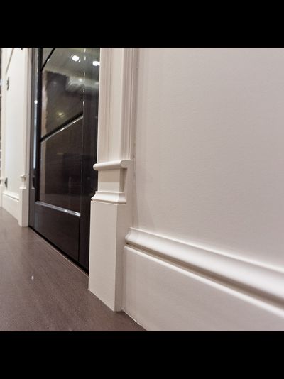 Основание (База) наличника из дюрополимера Orac Decor - Axxent - (Орак Декор - Акцент) D310