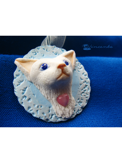 Кошечка Шебби. Авторская подвеска в стиле шебби-шик из полимерной глины