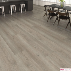 Ламинат Haro Дуб Флавия Серый 544790 в интерьере гостиной