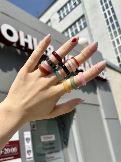Кольца из натуральных камней