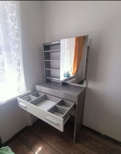 Косметический стол Инстайл СТ-01 (Мебелони)