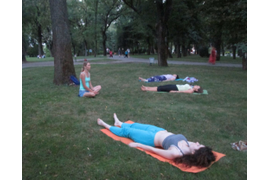 Йога в Парке Горького