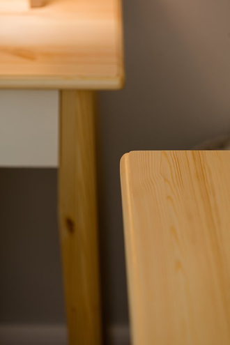 Комод на высоких ножках ТК №16 из массива сосны 122 х 45 х 80 см