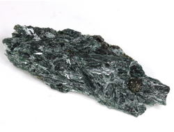 Актинолит, Россия, Северный Кавказ, КЧР, река Большой Блыб (46*17*11 мм, 8 г) №29611