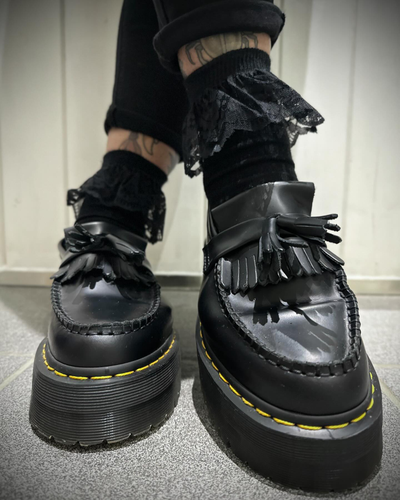 Лоферы Dr Martens Adrian Tassel Black
