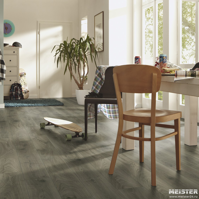 Ламинат Meister LD150 Дуб Крим Грей 7005 32 класс толщина 8 мм с фаской 2.550 м2
