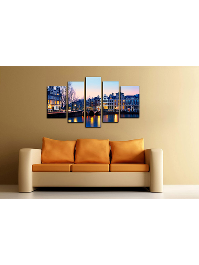 Модульная картина "Город у реки"