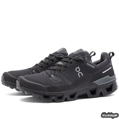 On-Cloudwander-Waterproof-Black (40-45)