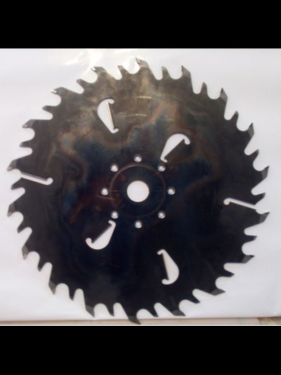 Пилы дисковые 600*50*24z+24+6 (3,8/6,0)WST с твердосплавными напайками и подрезными ножами