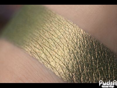 Tammy Tanuka Рассыпчатые тени для век Запутывающая следопытов 1 мл