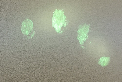 Следы, оставленные после химической ловушки для кожи рук Огонек-365