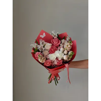 Букет цветов на 8 марта № 750