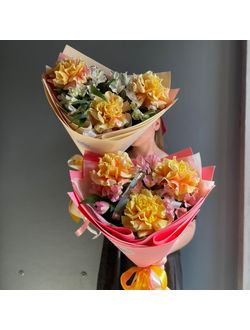 БУКЕТ ИЗ ФРАНЦУЗСКИХ РОЗ И  АЛЬСТРОМЕРИЙ - (АРТ17)