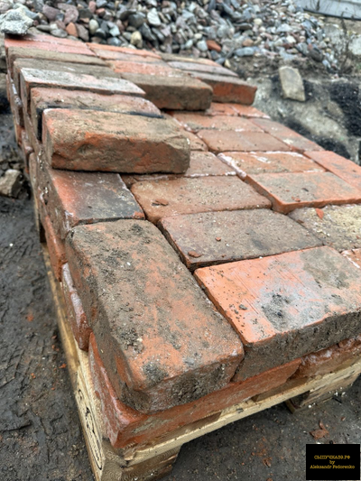 красный немецкий кирпич