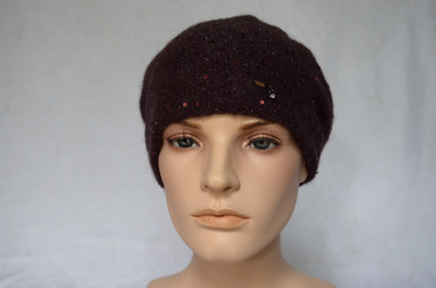 zhenskiy-beret-vyazaniy-vizio-italiya-6943-slivoviy