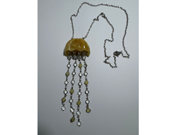 Подвеска с янтарем