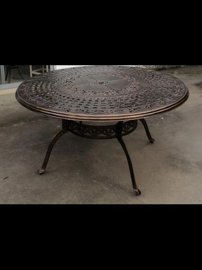 Стол из литого алюминия 150 см