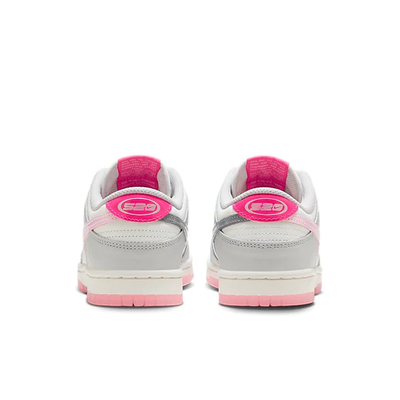 Настоящие найки Кроссовки Nike Dunk 520 Pack Pink бело-серый FN3451-161 купить