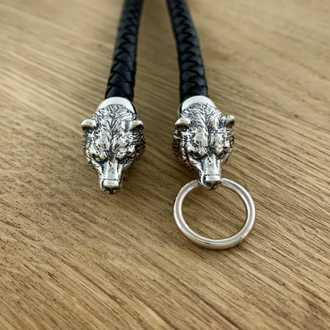 Кожаный шнур с головами медведей