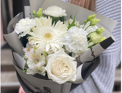 Букет с белой герберой "Стильный белый"